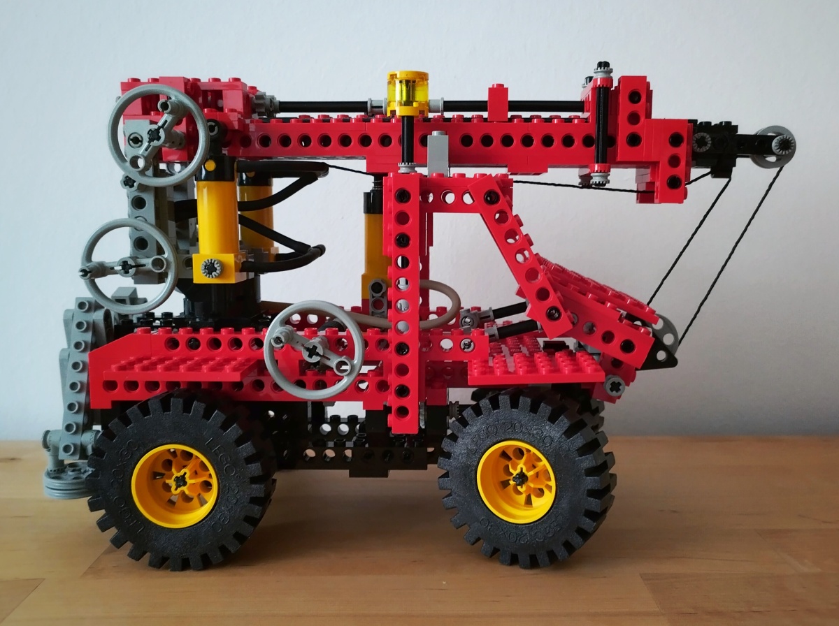 The Joy of Lego Technic 30 years later